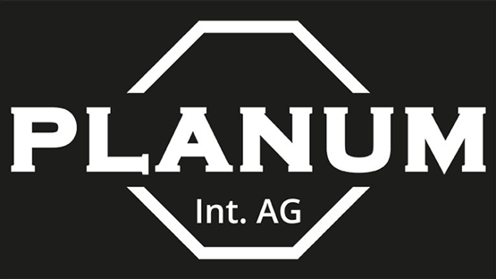 Logo von PLANUM Int. AG auf schwarzem Hintergrund.